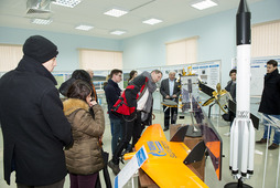 Студенты Международного Космического Университета посетили «Газпром космические системы»