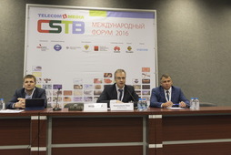 Генеральный директор ОАО "Газпром космические системы" Д.Н. Севастьянов на форуме CSTB-2016